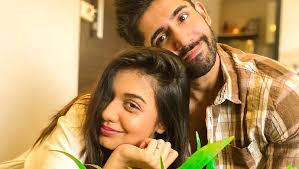 This Is How The Ragini MMS 2 Couple Divya-Varun Are Giving Us  #LockdownCoupleGoals!