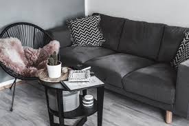 Wir von saustark design sind kreative köpfe. Home Styling Ein Neuer Bezug Fur Das Ikea Sofa Norsborg Julies Dresscode