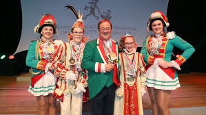 Er wünsche sich eine gemeinsame regelung in. Empfang Der Kinderprinzenpaare Und Kinderdreigestirne 2018 Das Landesportal Wir In Nrw