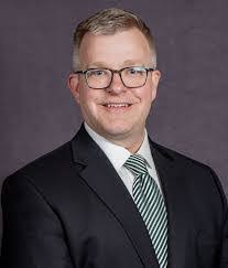 Aaron Fullerton's Instagram, Twitter & Facebook