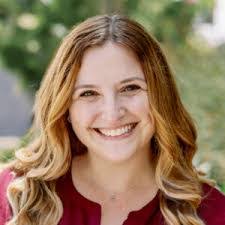 Joanna Stark's Instagram, Twitter & Facebook