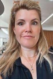 Kim Dowe's Instagram, Twitter & Facebook