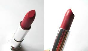 Glide the lipstick across the entire bottom lip. Maybelline Color Sensational Cherry Chic Powder Matte Lipstick Review