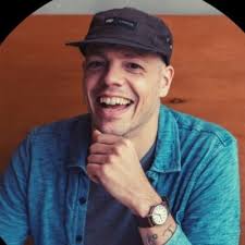 Your client just emailed they're pausing. Here are your next 3 moves  [minute-by-minute] I've received this message hundreds of times. Tools of  the trade when you've served over 1200 people and… |