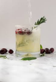 Looking for recipe inspiration for cocktails that use bourbon? White Christmas Bourbon Smash Sinful Nutrition