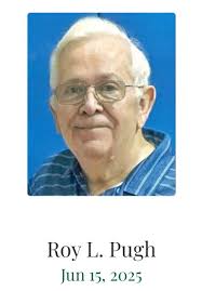 Mccord /Pugh family. Top left my grandfather Edwin Forest Pugh next to my  grandmother Buehlah Mccord Pugh. Father George Edwin Kenneth Pugh front  center.