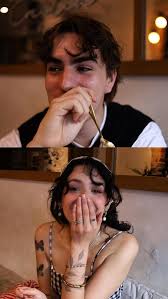 Dicen que la magia de La Simona está en los detalles que casi no se  cuentan. Como esa cremosidad, improbable, que nace de cuatro quesos en  perfecto acuerdo. Hoy la tarta se