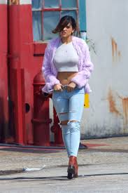 Alexis ren walks her puppy angel at a park in los angeles 04/27/2021. Eiza Gonzalez On The Set Of Baby Driver 10 Gotceleb