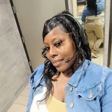 Happy Monday Yall ❣️❤️💕😘💕❣️ Work Flow 🤑 💪 💰 🤑 Trucking and Truck  Stop Shenanigans 💛🤍💛🤍💛🤍