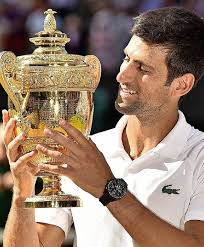 .кг клубники, 10.000 л сливок); Djokovic Kehrt Auf Den Thron Zuruck Tennis Badische Zeitung