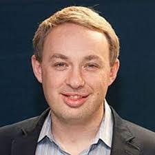 Brett Swift's Instagram, Twitter & Facebook