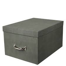Découvrez nos boites de rangement en promotion avec des nouveautés toute l'année et dans tous les magasins but. Grande Boite De Rangement En Carton Gris Solide Et Elegante