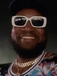 OH WHAT A NIGHT ❤️ , So Much fun in the 805 With the family @official_flo  @brookemarierealtor , @vcfairgrounds , #Clubcanthandle, #Godisgreat,  #Housemusic, #Ventura, #805