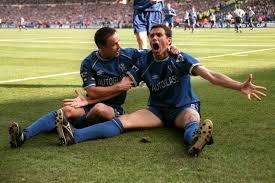 Gus poyet scored a lot of great goals for chelsea, but in august 1999 he scored the best of all against sunderland.although, typically, gianfranco zola kind of stole the show. Gus Poyet Football Photos Chelsea Football Club Chelsea Football