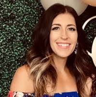 Marina Aragon's Instagram, Twitter & Facebook