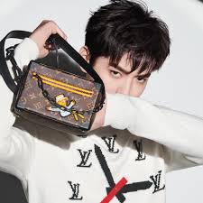 Chinese police have arrested kris wu for sexual assault investigations. Global Brands Such As Porsche And Bvlgari Drop Kris Wu As Their Brand Ambassador Allkpop
