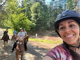 Madison Burnell's Instagram, Twitter & Facebook