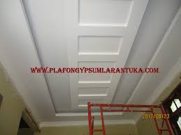 Anda bisa menggunakan plafon minimalis yang bermodel kipas untuk ruang tamu anda, tambahkan pencahayaan lampu di tengahnya. Pemasangan Plafon Gypsum Model Minimalis Terbaru Di Watuwiti Flores Timur Plafon Gypsum Larantuka