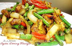 Ayam Goreng Kunyit Singgahsana Kitchen Malaysian Cuisine Malay Food Delish Recipes