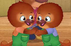 Teddy And Leo Platypus High Fiving Daniel Tiger S Neighborhood Pbs Kids Mario Characters