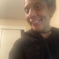 Kelly Smale's Instagram, Twitter & Facebook