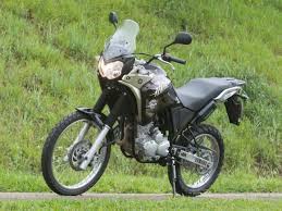 Teste: Yamaha Ténéré 250 vira flex e fica mais prática - moto.com.br