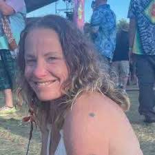 Adriane Allen's Instagram, Twitter & Facebook