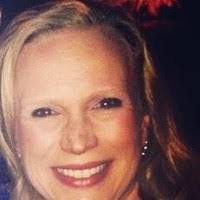 Miranda Ramsey's Instagram, Twitter & Facebook