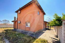 Sokolovo tilbyder en fremragende base, hvorfra man virkelig kan opleve balchiks seværdigheder. Neugebautes 4 Zimmer Haus In Sokolovo Bei Balchik Albena Verkauft