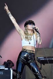 Along with the celebrity appearances. Miley Cyrus Rocks Skintight Latex Jersey After She S Announced To Perform At Super Bowl See Pic Newsdeal