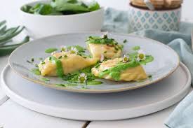 Wasserfall nummer 2 ist der strödener wasserfall, erst nur von der strödener brücke aus als geheimnisvolle, abgelegene naturschönheit sichtbar. Love To Eat Osttiroler Schlipfkrapfen Mit Spinat Ricotta Sauce Hauptspeisen
