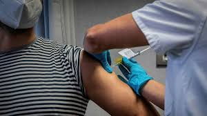 Johnson & johnson's vaccine is quite different from the pfizer and moderna vaccines already going into arms across the country. Us Approves Resumption Of Johnson Johnson S Covid 19 Vaccine Financial Times
