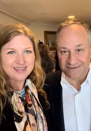 Guess who I just found at President Biden's event in Philadelphia? My  incredible friend, @Lindy_Li 🥹