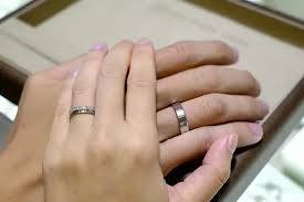 That way, your wedding band can be easily placed on your left ring finger during the ceremony and later. Why Are Engagement Rings Worn On The Left Hand Quora
