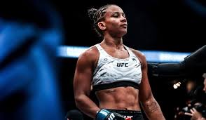 Ravena Oliveira encara Juliana Miller em busca da primeira vitória no UFC