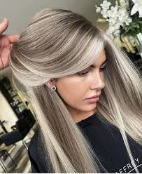 Chloe Hart's Instagram, Twitter & Facebook