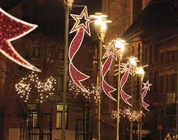 Christmas Decorations For City Poles Dekra Lite Commercial Christmas Lights And Display Decorating With Christmas Lights Red Christmas Decor Christmas Lights