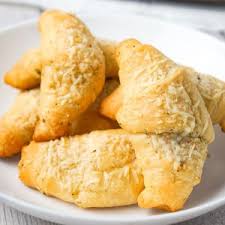 You can shape them any way you'd like, but to me, . Garlic Parmesan Crescent Rolls This Is Not Diet Food