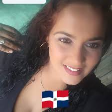 Con mucha alegría hoy celebro un año más de vida de mi adorada hija mayor,  Katherine Cruz. Eres una joven excepcional, con un futuro promisorio. Le  pido al Dios todopoderoso que te