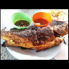 Typically fish or other kinds of seafood. Ikan Bakar Jalan Bellamy Istana Negara Saji My