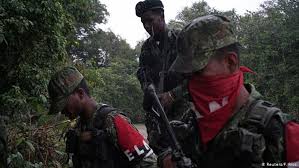 The national liberation army, abbreviated as eln in spanish, emerged in the 1960s, at the end of a period of political conflict known as la violencia. Colombia S Eln Rebels Kidnap Oil Engineer News Dw 13 01 2018