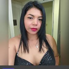 El sueño de Poly la abeja/ The dream of Poly, the bee: Rivera, Mercy,  Guevara, Erick: 9798892049849: Books