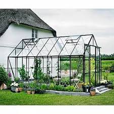 Serre De Jardin 11 5m Verte En Verre Trempe Magnum Halls En 2020 Serre Jardin Maison Verte Jardins