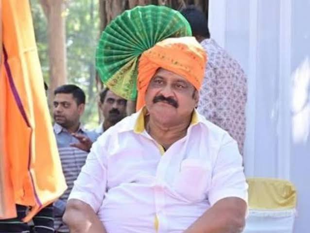 नाशिकच्या माजी महापौरांना कोट्यवधींचा गंडा