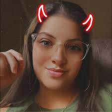 Karlyn 𝗰𝗹𝘂𝘁𝗰𝗵 Pickens. #TeamRawlings x @karlynpickens