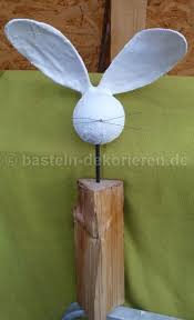 Bastelanleitung Hase Aus Holz Und Gips Ostern Basteln Holz Basteln Fruhling Ostern Osternest Basteln