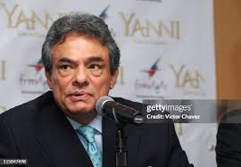 95,107 José José Photos & High Res Pictures