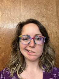 Hey queens 💁🏽‍♀️ my name is Paris. I have two children, a boy and a  little girl. I'm a stay at home mom. manifestation truly is real. I prayed  for an opportunity