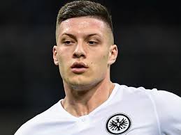 Karim benzema tries a through ball, but luka jovic is caught offside. Real Madrid Sign Serbia Striker Luka Jovic From Germany S Eintracht Frankfurt Football Gulf News