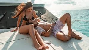 Nem todo mundo sabe lidar com tudo, nem eu, eu prometi que. Bebe A Bordo Whindersson Nunes E Maria Lina Anunciam Gravidez Nd